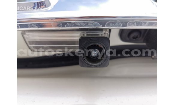 Buy Import Toyota Land Cruiser White Car in Import - Dubai in Central Kenya Buy Import Toyota Land Cruiser White Car in Import - Dubai in Central Kenya