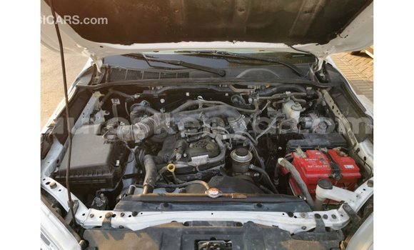 Buy Import Toyota Hilux White Car in Import - Dubai in Central Kenya Buy Import Toyota Hilux White Car in Import - Dubai in Central Kenya