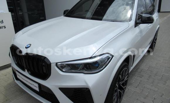 Nunua Ilio tumika BMW X5 M Nyeupe Gari ndani ya Hola nchini Kenya ya Pwani Nunua Ilio tumika BMW X5 M Nyeupe Gari ndani ya Hola nchini Kenya ya Pwani
