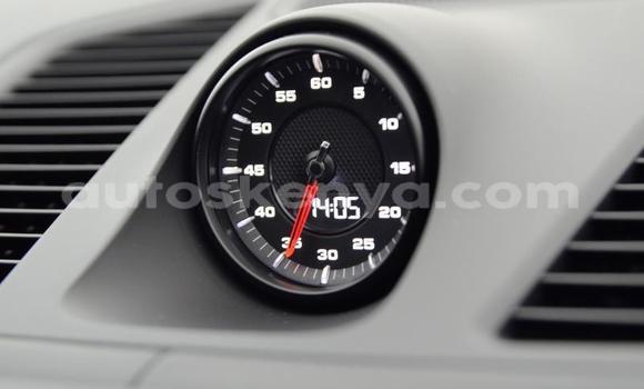 Nunua Ilio tumika Porsche Cayenne Nyingine Gari ndani ya Kakamega nchini West Kenya Nunua Ilio tumika Porsche Cayenne Nyingine Gari ndani ya Kakamega nchini West Kenya