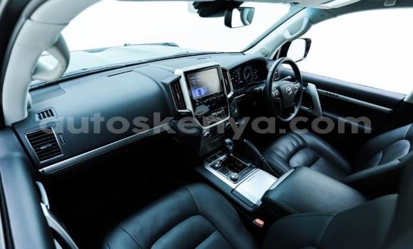 Oofamaa Toyota Land Cruiser Green Makiinaa iti Nairobi keessatti Nairobi keessatti Oofamaa Toyota Land Cruiser Green Makiinaa iti Nairobi keessatti Nairobi keessatti