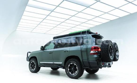 Oofamaa Toyota Land Cruiser Green Makiinaa iti Nairobi keessatti Nairobi keessatti Oofamaa Toyota Land Cruiser Green Makiinaa iti Nairobi keessatti Nairobi keessatti