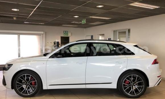 Nunua Ilio tumika Audi Q8 Nyeupe Gari ndani ya Nairobi nchini Nairobi Nunua Ilio tumika Audi Q8 Nyeupe Gari ndani ya Nairobi nchini Nairobi