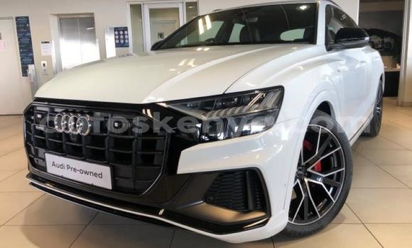 Nunua Ilio tumika Audi Q8 Nyeupe Gari ndani ya Nairobi nchini Nairobi Nunua Ilio tumika Audi Q8 Nyeupe Gari ndani ya Nairobi nchini Nairobi