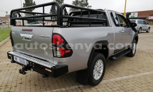 Nunua Ilio tumika Toyota Hilux Fedha Gari ndani ya Nairobi nchini Nairobi Nunua Ilio tumika Toyota Hilux Fedha Gari ndani ya Nairobi nchini Nairobi