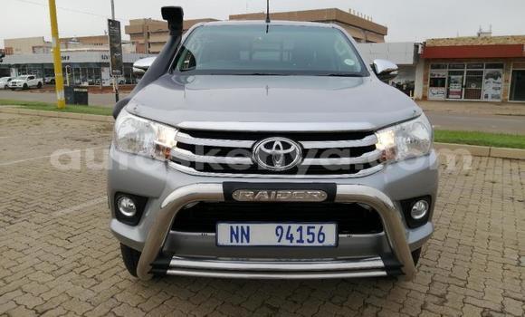 Nunua Ilio tumika Toyota Hilux Fedha Gari ndani ya Nairobi nchini Nairobi Nunua Ilio tumika Toyota Hilux Fedha Gari ndani ya Nairobi nchini Nairobi