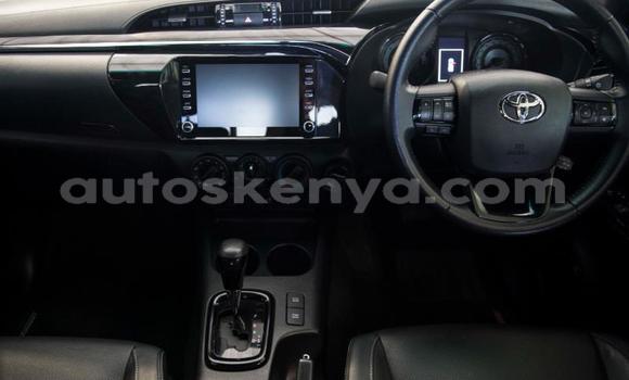 Oofamaa Toyota Hilux Black Makiinaa iti Nairobi keessatti Nairobi keessatti Oofamaa Toyota Hilux Black Makiinaa iti Nairobi keessatti Nairobi keessatti