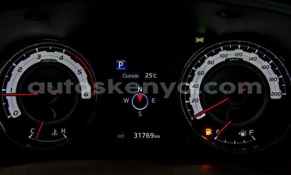 Oofamaa Toyota Hilux Black Makiinaa iti Nairobi keessatti Nairobi keessatti Oofamaa Toyota Hilux Black Makiinaa iti Nairobi keessatti Nairobi keessatti