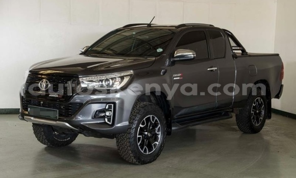 Oofamaa Toyota Hilux Black Makiinaa iti Nairobi keessatti Nairobi keessatti Oofamaa Toyota Hilux Black Makiinaa iti Nairobi keessatti Nairobi keessatti