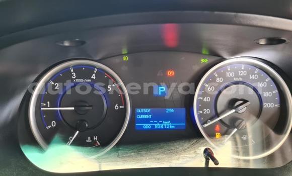 Nunua Ilio tumika Toyota Hilux Nyeupe Gari ndani ya Changamwe nchini Pwani Nunua Ilio tumika Toyota Hilux Nyeupe Gari ndani ya Changamwe nchini Pwani