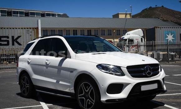 Nunua Ilio tumika Mercedes‒Benz GL-klasse AMG Nyeupe Gari ndani ya Nyamira nchini Nyanza Nunua Ilio tumika Mercedes‒Benz GL-klasse AMG Nyeupe Gari ndani ya Nyamira nchini Nyanza