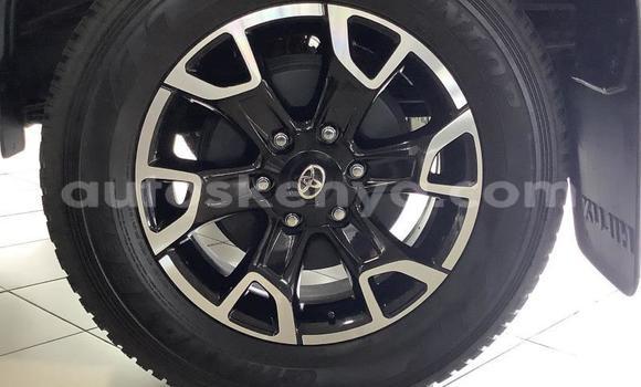 Nunua Ilio tumika Toyota Hilux Nyeupe Gari ndani ya Nairobi nchini Nairobi Nunua Ilio tumika Toyota Hilux Nyeupe Gari ndani ya Nairobi nchini Nairobi