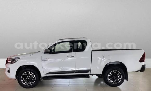 Nunua Ilio tumika Toyota Hilux Nyeupe Gari ndani ya Nairobi nchini Nairobi Nunua Ilio tumika Toyota Hilux Nyeupe Gari ndani ya Nairobi nchini Nairobi