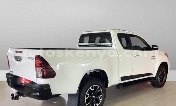 Nunua Ilio tumika Toyota Hilux Nyeupe Gari ndani ya Nairobi nchini Nairobi Nunua Ilio tumika Toyota Hilux Nyeupe Gari ndani ya Nairobi nchini Nairobi