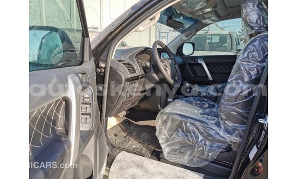 Nunua Imported Toyota Prado Nyeusi Gari ndani ya Import - Dubai nchini Kati Kenya Nunua Imported Toyota Prado Nyeusi Gari ndani ya Import - Dubai nchini Kati Kenya