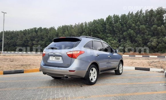 Nunua Imported Hyundai Veracruz Bluu Gari ndani ya Import - Dubai nchini Kati Kenya Nunua Imported Hyundai Veracruz Bluu Gari ndani ya Import - Dubai nchini Kati Kenya