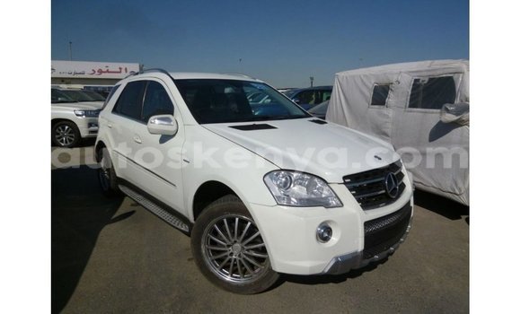 Imported Mercedes‒Benz 1117 White Netiree iti Import - Dubai keessatti Central Kenya keessatti Imported Mercedes‒Benz 1117 White Netiree iti Import - Dubai keessatti Central Kenya keessatti