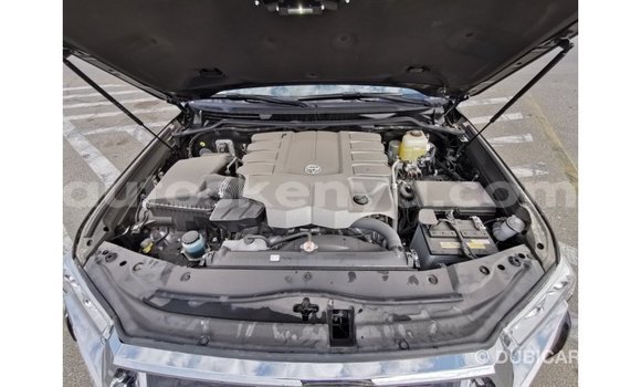 Buy Import Toyota Land Cruiser Black Car in Import - Dubai in Central Kenya Buy Import Toyota Land Cruiser Black Car in Import - Dubai in Central Kenya