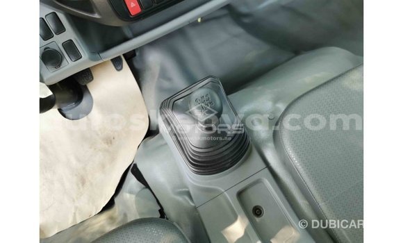 Imported Hino 300 Series White Netiree iti Import - Dubai keessatti Central Kenya keessatti Imported Hino 300 Series White Netiree iti Import - Dubai keessatti Central Kenya keessatti