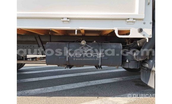 Imported Hino 300 Series White Netiree iti Import - Dubai keessatti Central Kenya keessatti Imported Hino 300 Series White Netiree iti Import - Dubai keessatti Central Kenya keessatti