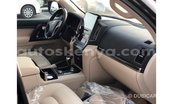 Buy Import Toyota Land Cruiser Black Car in Import - Dubai in Central Kenya Buy Import Toyota Land Cruiser Black Car in Import - Dubai in Central Kenya