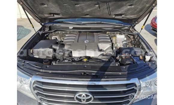 Nunua Imported Toyota Land Cruiser Nyingine Gari ndani ya Import - Dubai nchini Kati Kenya Nunua Imported Toyota Land Cruiser Nyingine Gari ndani ya Import - Dubai nchini Kati Kenya