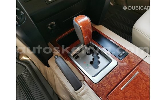 Buy Import Toyota Land Cruiser Black Car in Import - Dubai in Central Kenya Buy Import Toyota Land Cruiser Black Car in Import - Dubai in Central Kenya
