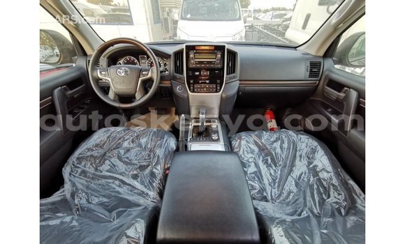 Nunua Imported Toyota Land Cruiser Nyekundu Gari ndani ya Import - Dubai nchini Kati Kenya Nunua Imported Toyota Land Cruiser Nyekundu Gari ndani ya Import - Dubai nchini Kati Kenya