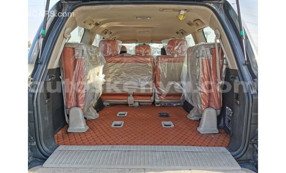 Imported Toyota Land Cruiser Other Makiinaa iti Import - Dubai keessatti Central Kenya keessatti Imported Toyota Land Cruiser Other Makiinaa iti Import - Dubai keessatti Central Kenya keessatti