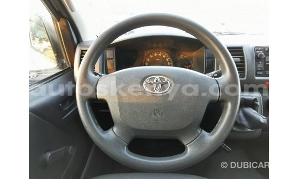 Nunua Imported Toyota Hiace Nyeupe Gari ndani ya Import - Dubai nchini Kati Kenya Nunua Imported Toyota Hiace Nyeupe Gari ndani ya Import - Dubai nchini Kati Kenya