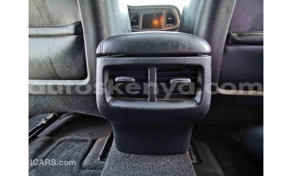 Nunua Imported Dodge Challenger Nyeupe Gari ndani ya Import - Dubai nchini Kati Kenya Nunua Imported Dodge Challenger Nyeupe Gari ndani ya Import - Dubai nchini Kati Kenya