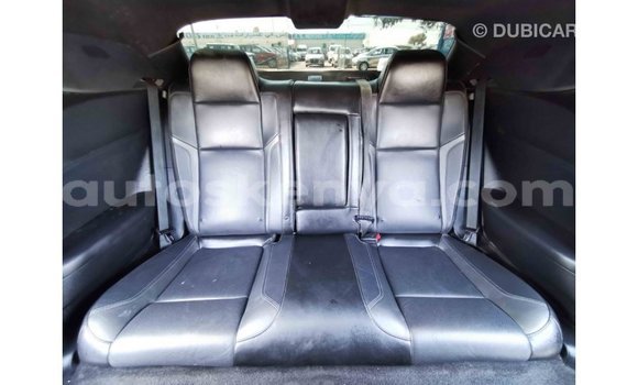 Nunua Imported Dodge Challenger Nyeupe Gari ndani ya Import - Dubai nchini Kati Kenya Nunua Imported Dodge Challenger Nyeupe Gari ndani ya Import - Dubai nchini Kati Kenya