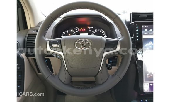 Nunua Imported Toyota Prado Nyeupe Gari ndani ya Import - Dubai nchini Kati Kenya Nunua Imported Toyota Prado Nyeupe Gari ndani ya Import - Dubai nchini Kati Kenya