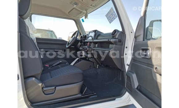 Nunua Imported Suzuki CRV Nyeupe Gari ndani ya Import - Dubai nchini Kati Kenya Nunua Imported Suzuki CRV Nyeupe Gari ndani ya Import - Dubai nchini Kati Kenya