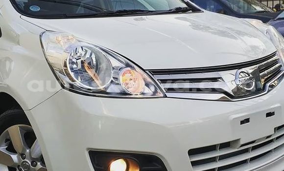 Nunua Ilio tumika Nissan Note Nyeupe Gari ndani ya Nairobi nchini Nairobi Nunua Ilio tumika Nissan Note Nyeupe Gari ndani ya Nairobi nchini Nairobi