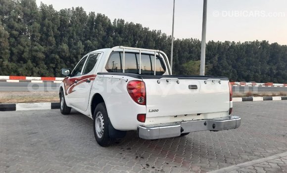 Buy Import Mitsubishi L200 White Car in Import - Dubai in Central Kenya Buy Import Mitsubishi L200 White Car in Import - Dubai in Central Kenya