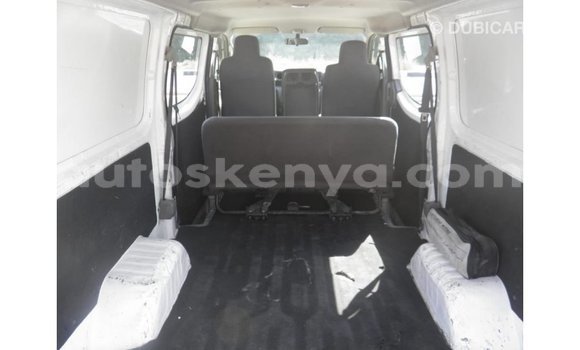 Nunua Imported Mitsubishi Fuso Nyeupe Lori ndani ya Import - Dubai nchini Kati Kenya Nunua Imported Mitsubishi Fuso Nyeupe Lori ndani ya Import - Dubai nchini Kati Kenya