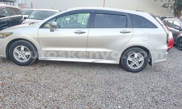 Nunua Ilio tumika Honda Stream Fedha Gari ndani ya Nairobi nchini Nairobi Nunua Ilio tumika Honda Stream Fedha Gari ndani ya Nairobi nchini Nairobi