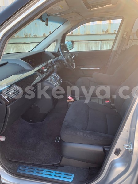 Big with watermark used car for sale in japan honda elysion 2010 6 