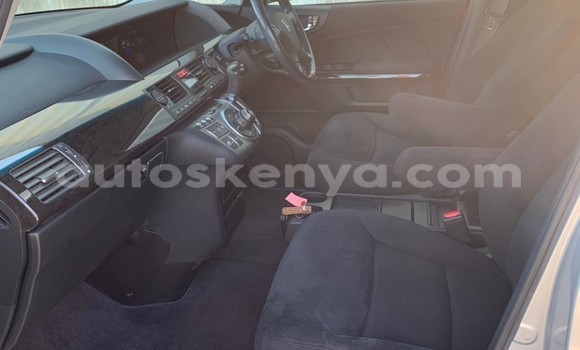 Buy Used Honda Elysion Silver Car in Mombasa in Coastal Kenya Buy Used Honda Elysion Silver Car in Mombasa in Coastal Kenya