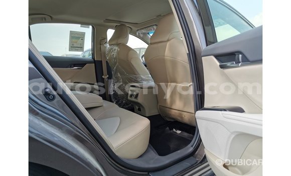 Nunua Imported Toyota Camry Brown Gari ndani ya Import - Dubai nchini Kati Kenya Nunua Imported Toyota Camry Brown Gari ndani ya Import - Dubai nchini Kati Kenya