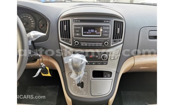 Nunua Imported Hyundai Chorus Nyingine Lori ndani ya Import - Dubai nchini Kati Kenya Nunua Imported Hyundai Chorus Nyingine Lori ndani ya Import - Dubai nchini Kati Kenya