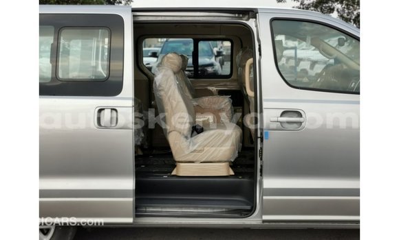 Nunua Imported Hyundai Chorus Nyingine Lori ndani ya Import - Dubai nchini Kati Kenya Nunua Imported Hyundai Chorus Nyingine Lori ndani ya Import - Dubai nchini Kati Kenya