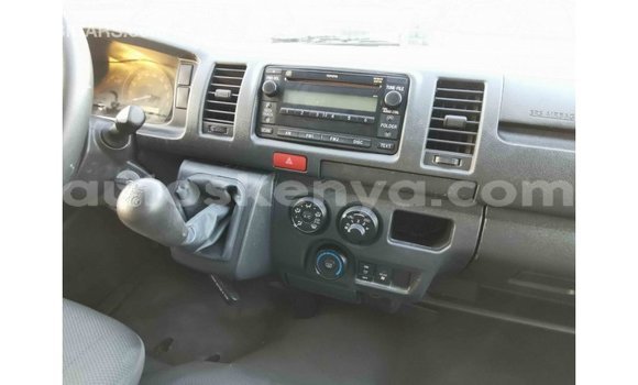 Buy Import Toyota Hiace White Car in Import - Dubai in Central Kenya Buy Import Toyota Hiace White Car in Import - Dubai in Central Kenya