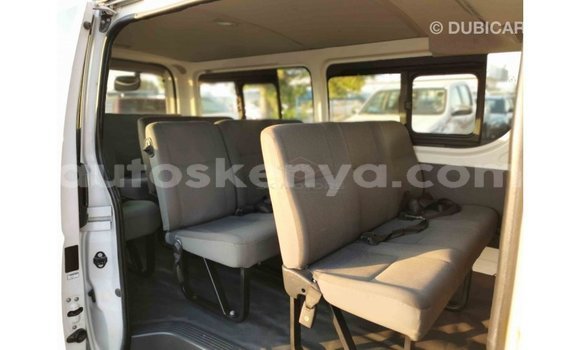 Buy Import Toyota Hiace White Car in Import - Dubai in Central Kenya Buy Import Toyota Hiace White Car in Import - Dubai in Central Kenya