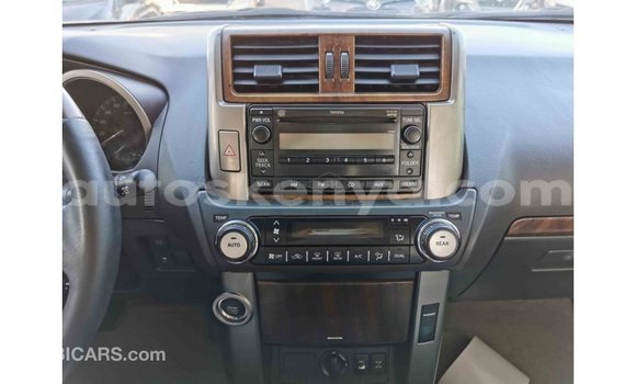 Imported Toyota Prado White Makiinaa iti Import - Dubai keessatti Central Kenya keessatti Imported Toyota Prado White Makiinaa iti Import - Dubai keessatti Central Kenya keessatti