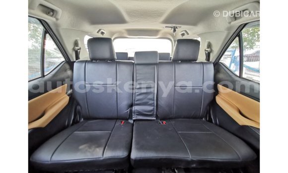 Nunua Imported Toyota Fortuner Nyingine Gari ndani ya Import - Dubai nchini Kati Kenya Nunua Imported Toyota Fortuner Nyingine Gari ndani ya Import - Dubai nchini Kati Kenya