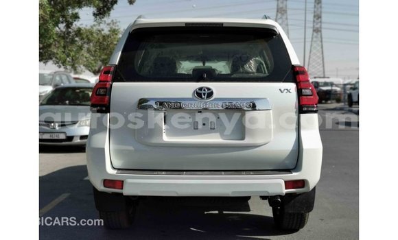Nunua Imported Toyota Prado Nyeupe Gari ndani ya Import - Dubai nchini Kati Kenya Nunua Imported Toyota Prado Nyeupe Gari ndani ya Import - Dubai nchini Kati Kenya