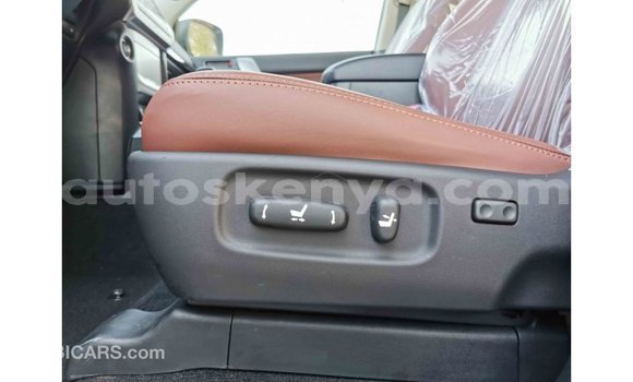 Nunua Imported Toyota Prado Nyeupe Gari ndani ya Import - Dubai nchini Kati Kenya Nunua Imported Toyota Prado Nyeupe Gari ndani ya Import - Dubai nchini Kati Kenya