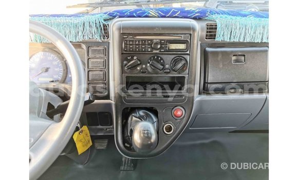 Nunua Imported Mitsubishi Fuso Nyeupe Lori ndani ya Import - Dubai nchini Kati Kenya Nunua Imported Mitsubishi Fuso Nyeupe Lori ndani ya Import - Dubai nchini Kati Kenya
